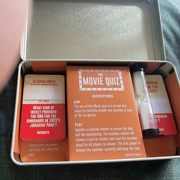 New in box Game The Movie Quiz Ages 8 and older. - Picture 2 of 3